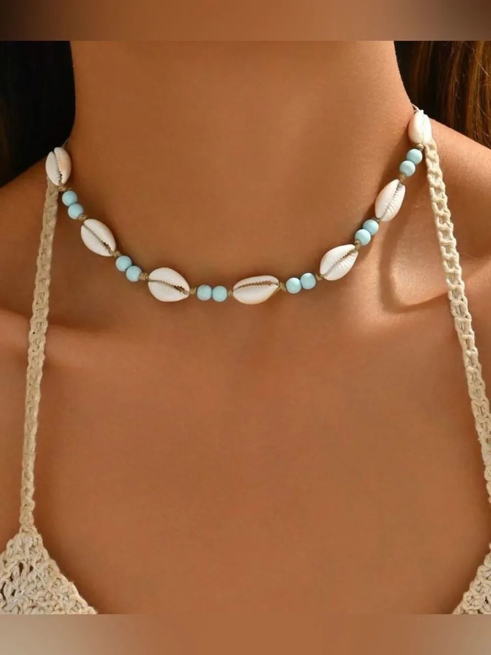 Shell & Aqua Bead Choker Necklace A1702